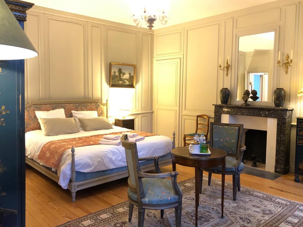 ファレーズ Castel Saint-Leonard Bed & Breakfast エクステリア 写真