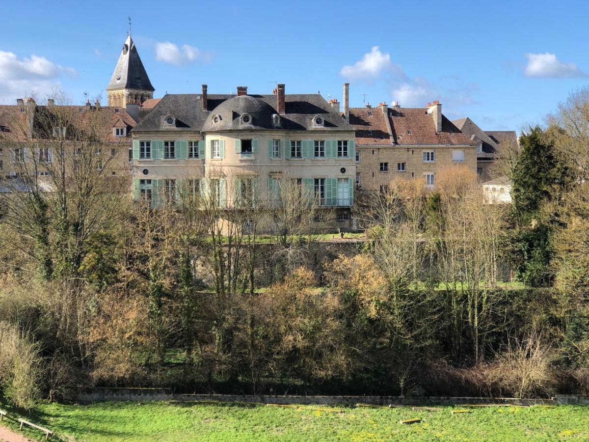 ファレーズ Castel Saint-Leonard Bed & Breakfast エクステリア 写真