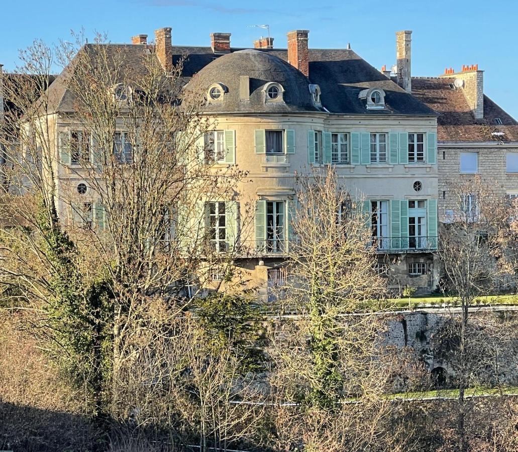 ファレーズ Castel Saint-Leonard Bed & Breakfast エクステリア 写真