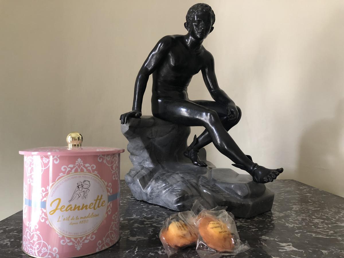 ファレーズ Castel Saint-Leonard Bed & Breakfast エクステリア 写真