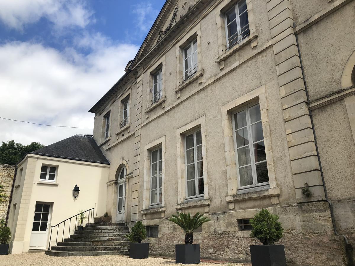 ファレーズ Castel Saint-Leonard Bed & Breakfast エクステリア 写真