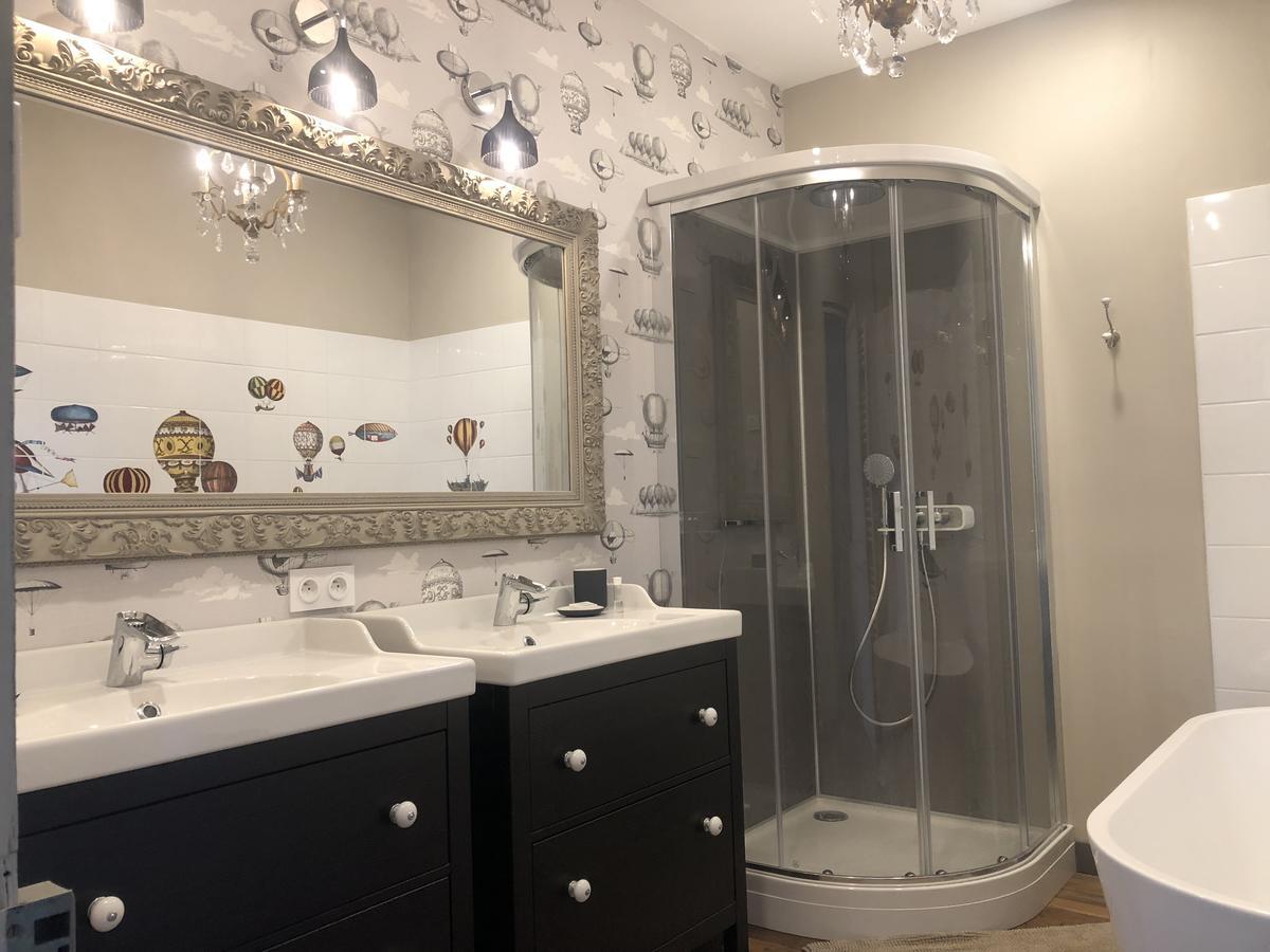 ファレーズ Castel Saint-Leonard Bed & Breakfast エクステリア 写真