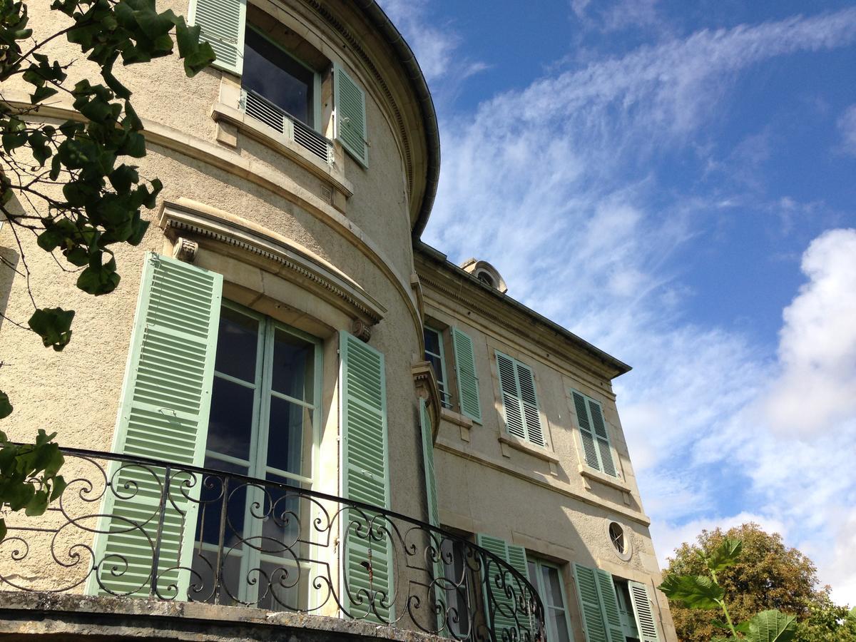 ファレーズ Castel Saint-Leonard Bed & Breakfast エクステリア 写真