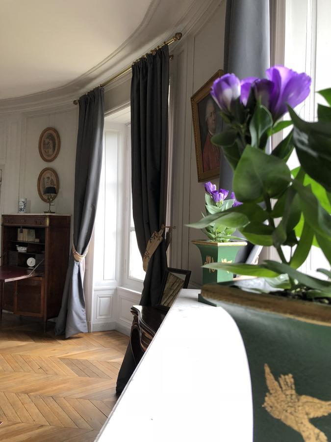 ファレーズ Castel Saint-Leonard Bed & Breakfast エクステリア 写真