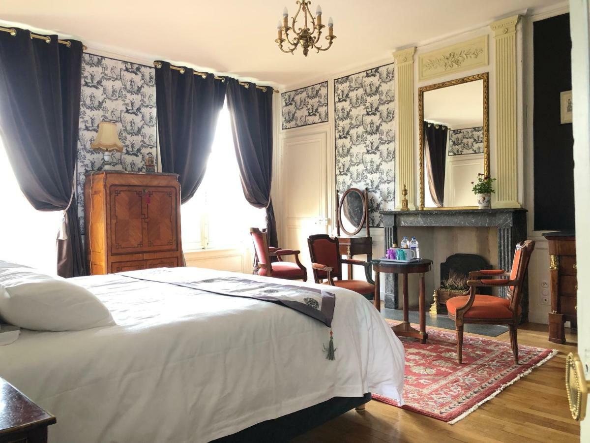 ファレーズ Castel Saint-Leonard Bed & Breakfast エクステリア 写真